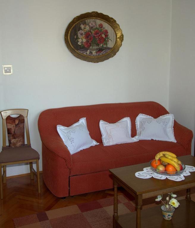 Apartmani Neda Kali Buitenkant foto